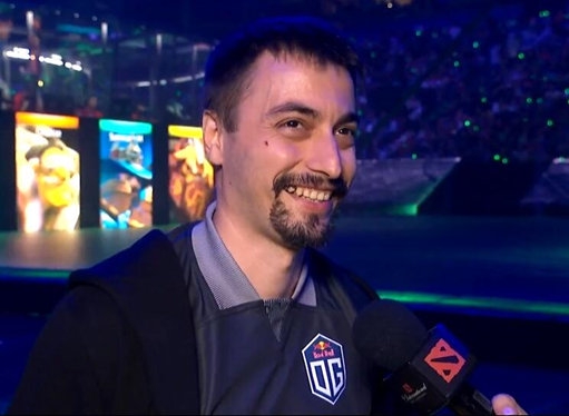 Valve Steam Frame VR头显开启预订 起售价889美元吸引眼球